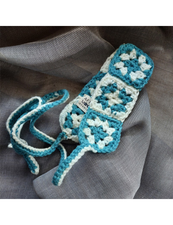 Granny square headband: blauw - wit